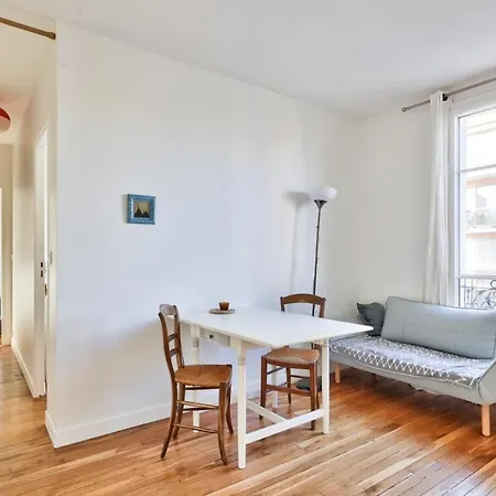 Cozy For 4 - 20e Pere Lachaise * Parigi